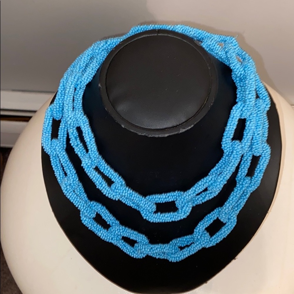 Blue links necklace